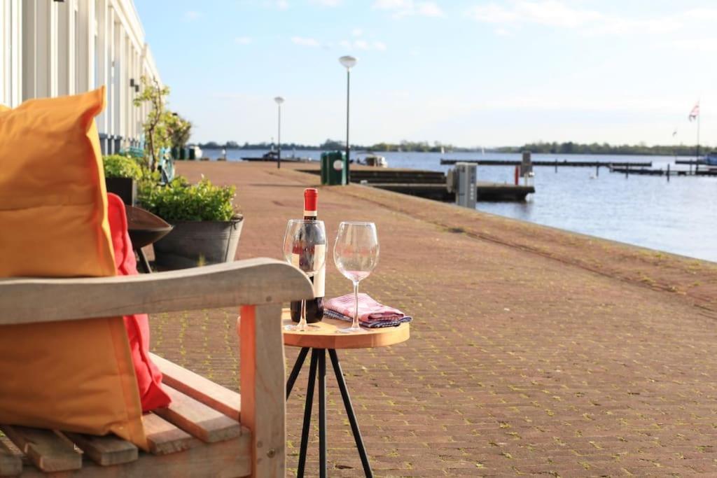 Luxury Harbour Suite With Private Parking Loosdrecht Exterior foto